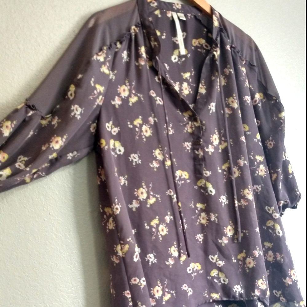 Lauren Conrad top